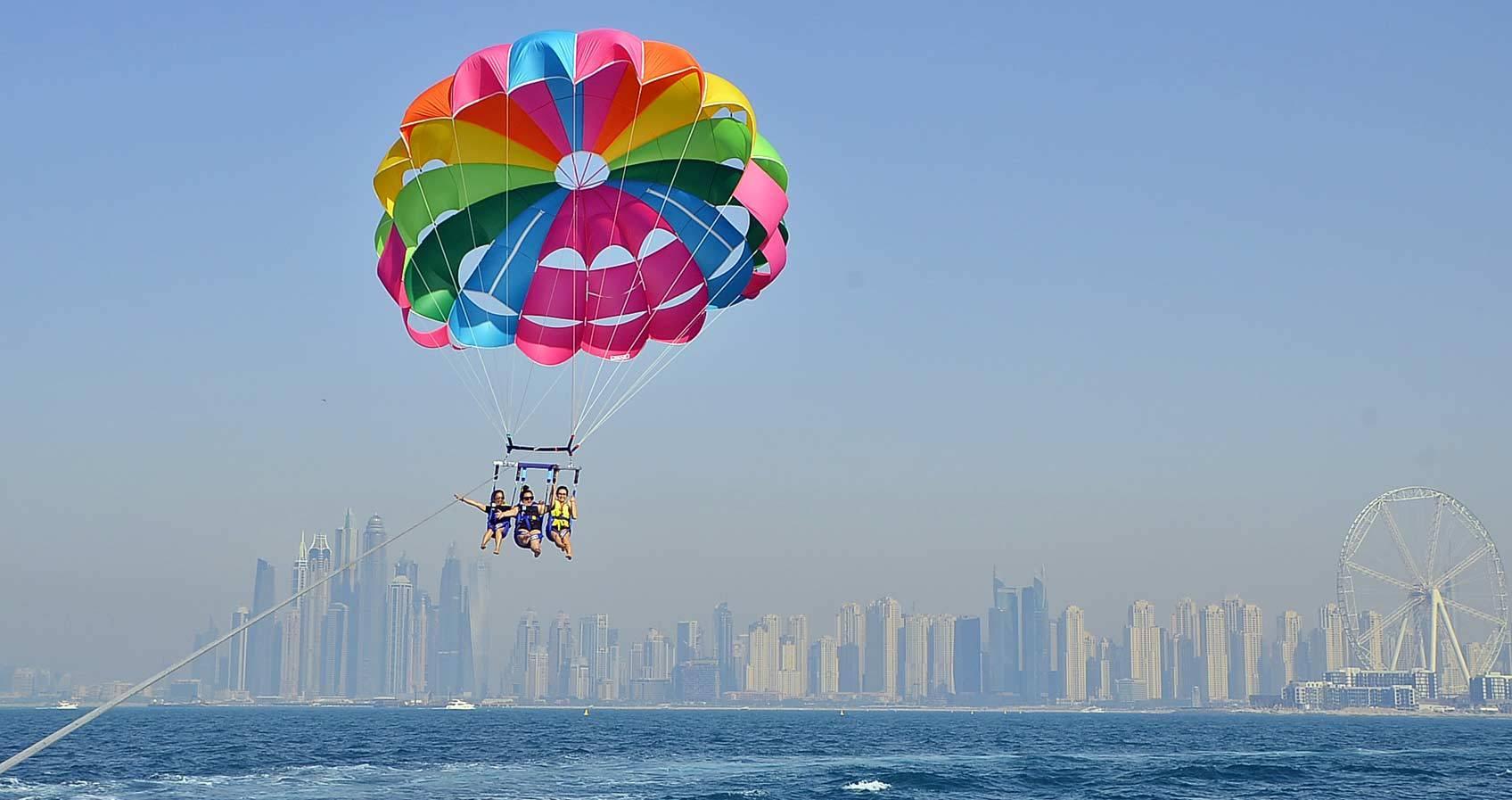 parasailing in dubai 2